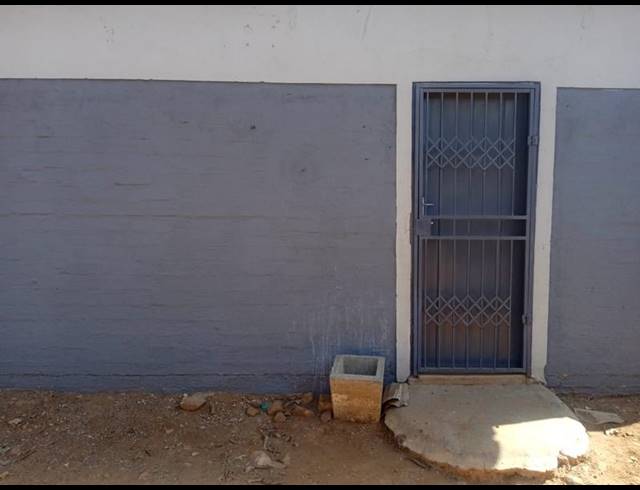 2 BEDROOM HOUSE FOR SALE IN MAMELODI EAST